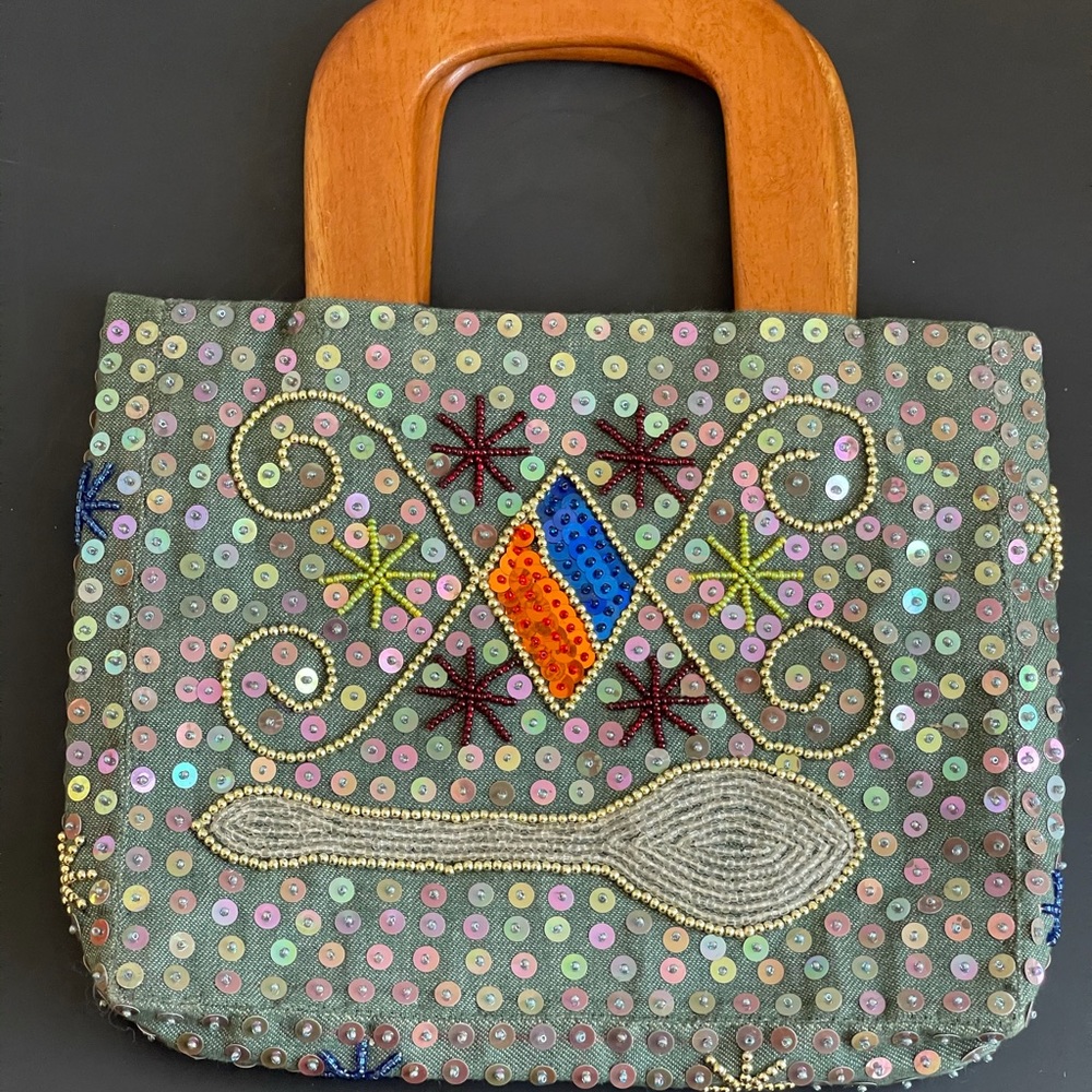 BEADED HANDBAG CANVAS SEQUINS WOOD HANDLES TOTE SM
